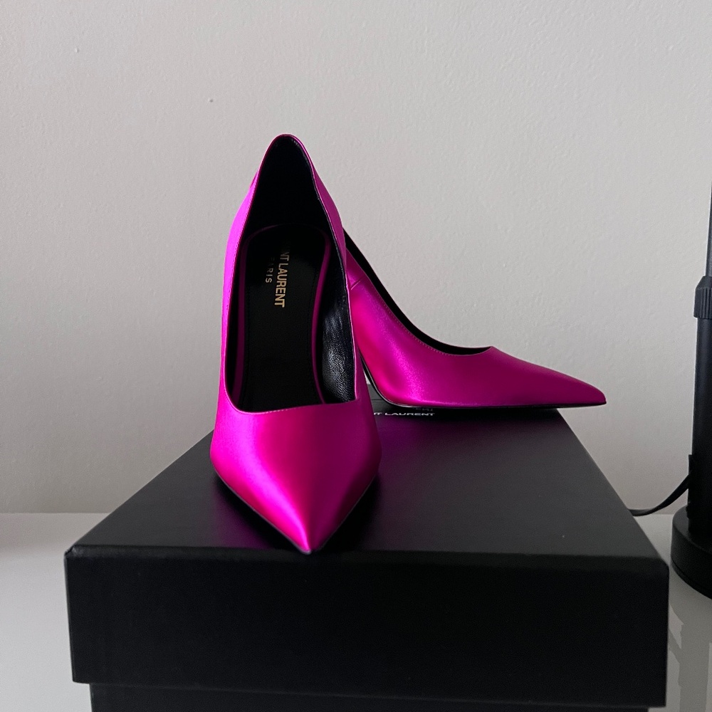 Saint Laurent Crepe Satin Hype Rose Heels